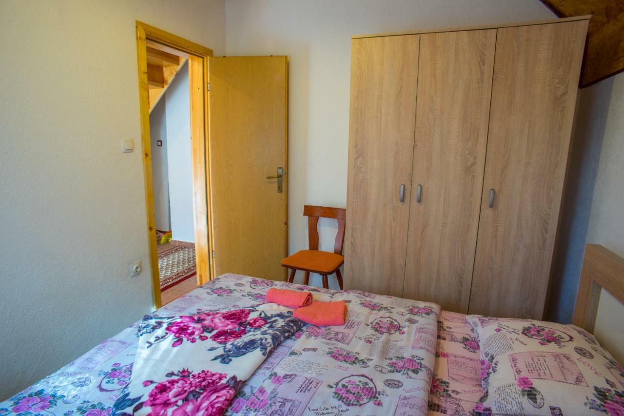 Vukovic Accommodation Žabljak エクステリア 写真