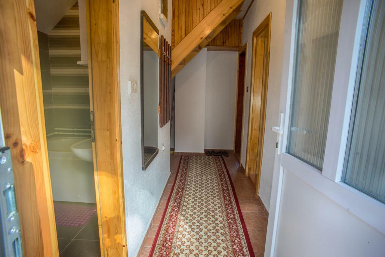 Vukovic Accommodation Žabljak エクステリア 写真
